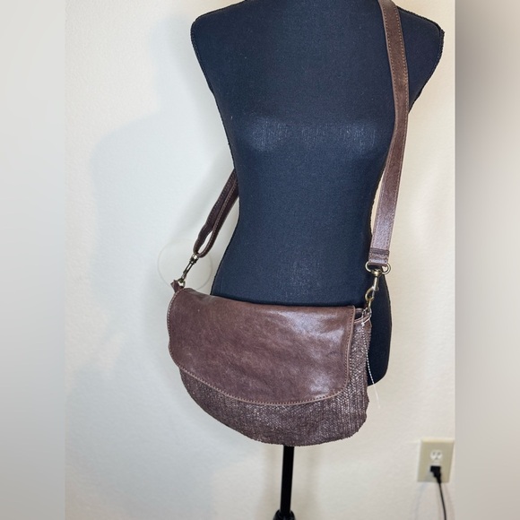 Langellotti Textured Brown Leather Crossbody Bag Snake-Reptile Pattern - Picture 2 of 16